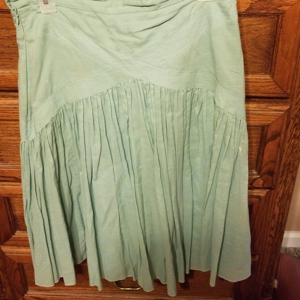 Pleated skirt